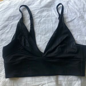 Soft Gap plunge bralette